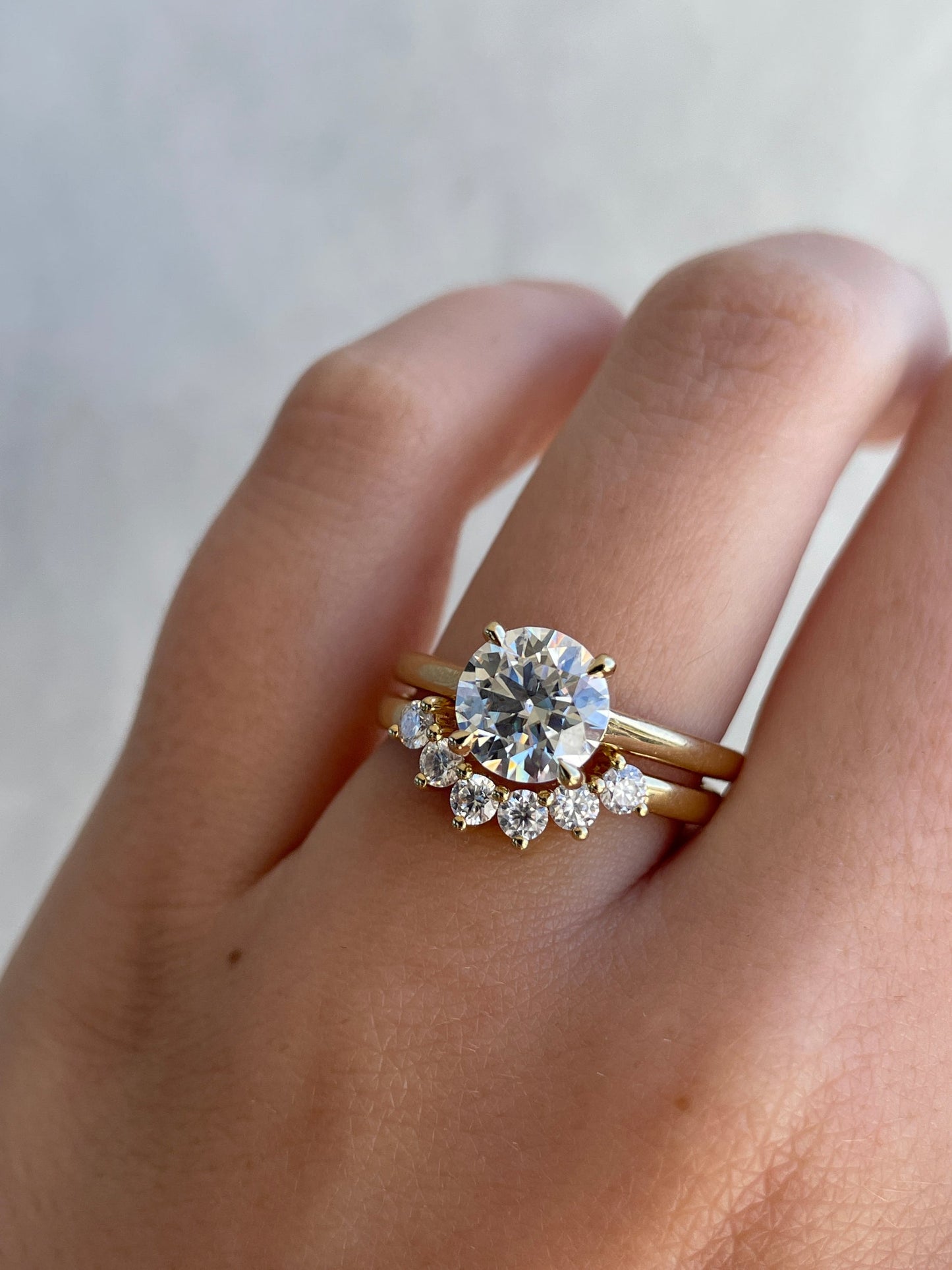 0.38 TCW Round CVD Diamond Curved Wedding Band